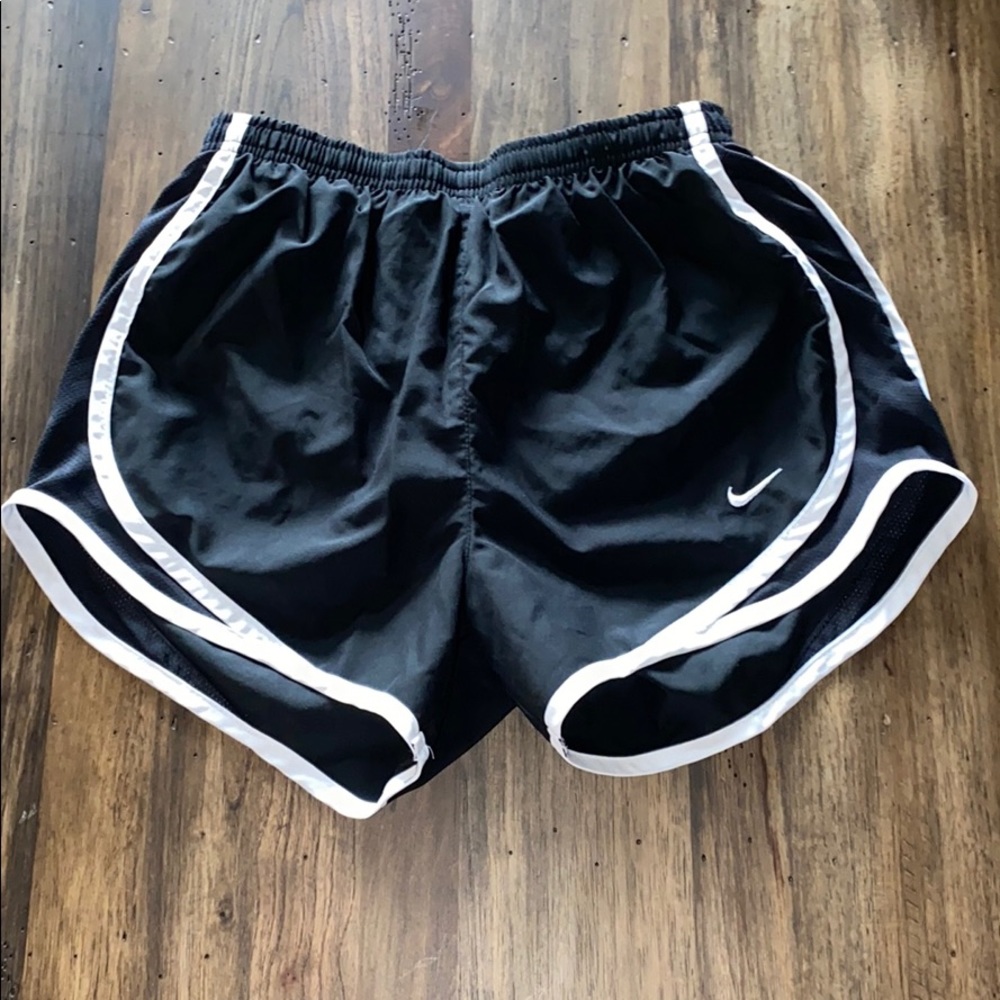 Nike Fit Dry running shorts w/ built in underwear